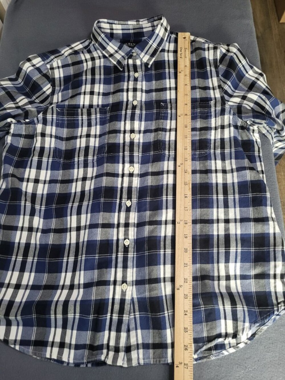 Lauren Ralph Lauren Women's XL Plaid Button Up Shirt Blue White Black Roll Tab - Picture 7 of 8